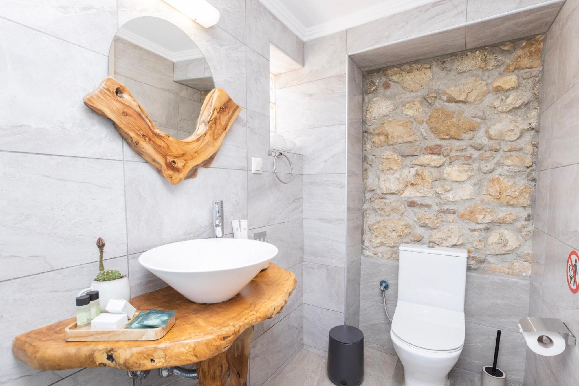 The Stone Suite Moraitika Exterior foto